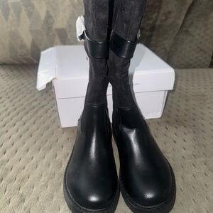 BRAND NEW!! FINAL SALE!! Little Girls size 12 Leather Boots